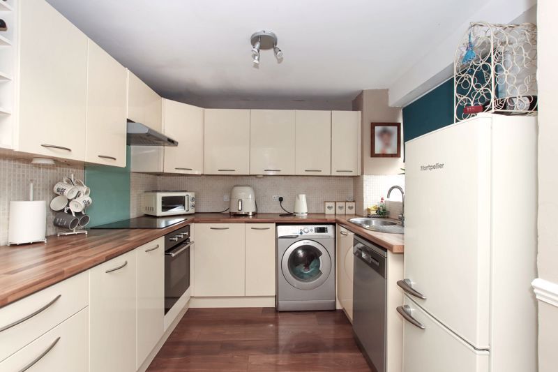 Property photo 3 of 13 Photo 10