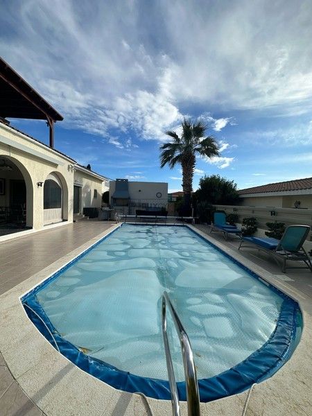 Property photo 3 of 26