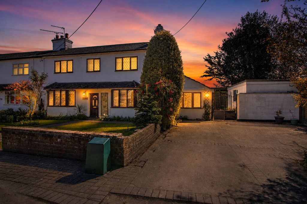 Property photo 1 of 26