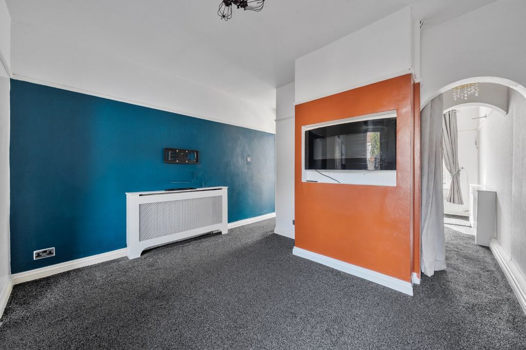Property photo 3 of 13 Picture No. 09