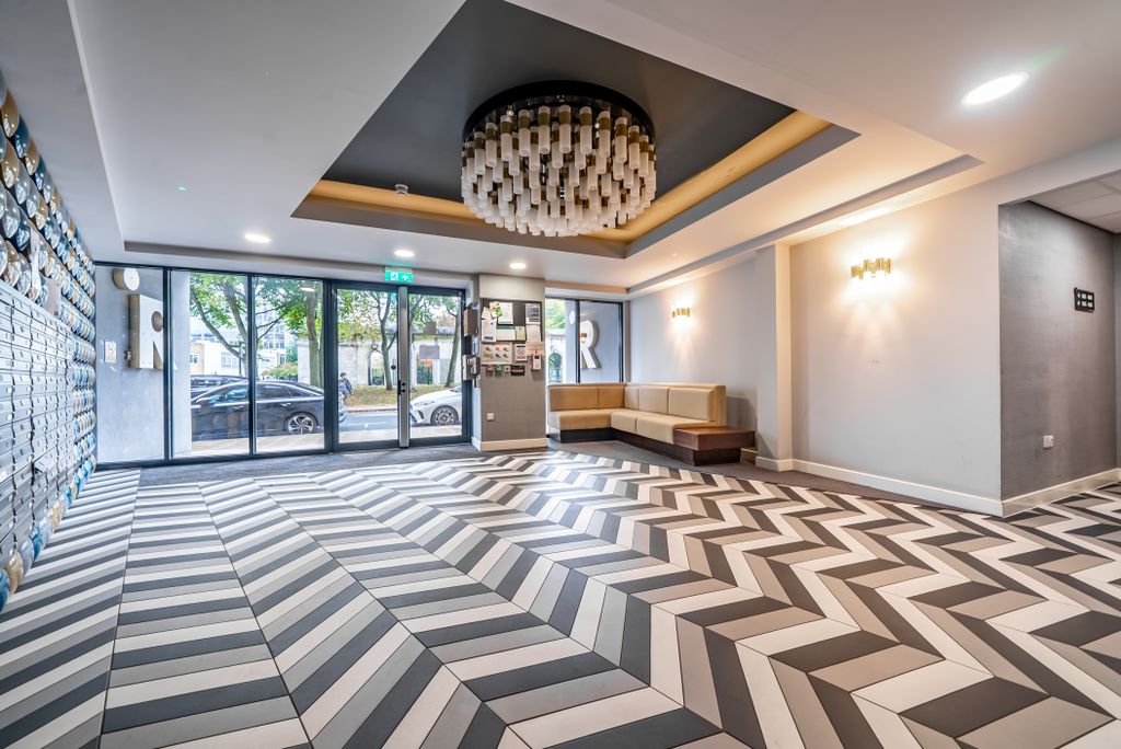 Property photo 2 of 8 Img_277_29_Original