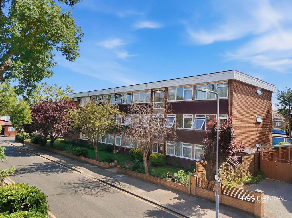 Property photo 1 of 19