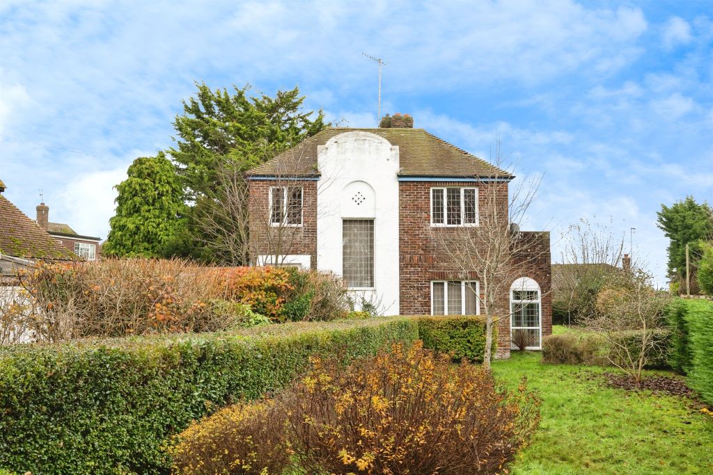 Property photo 1 of 17