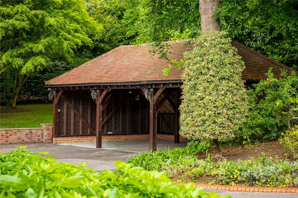 Additional image 15 of 7 bed detached house for saleHascombe Road, Godalming, Surrey GU8