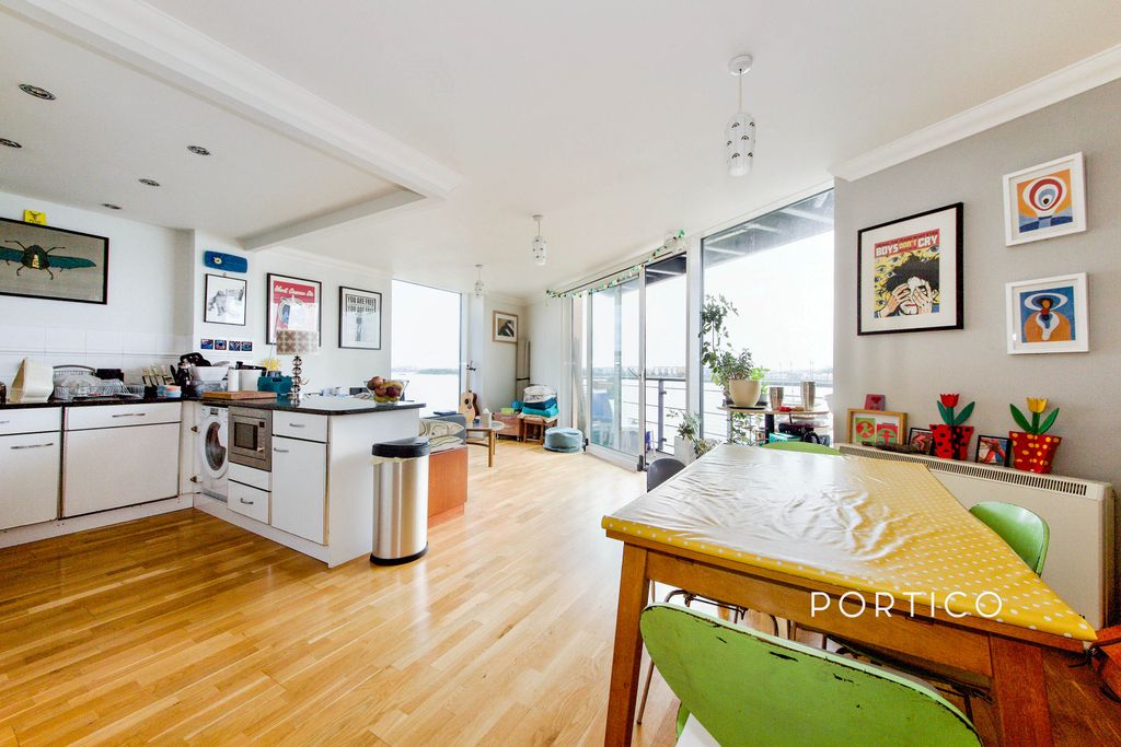 Property photo 1 of 11 1