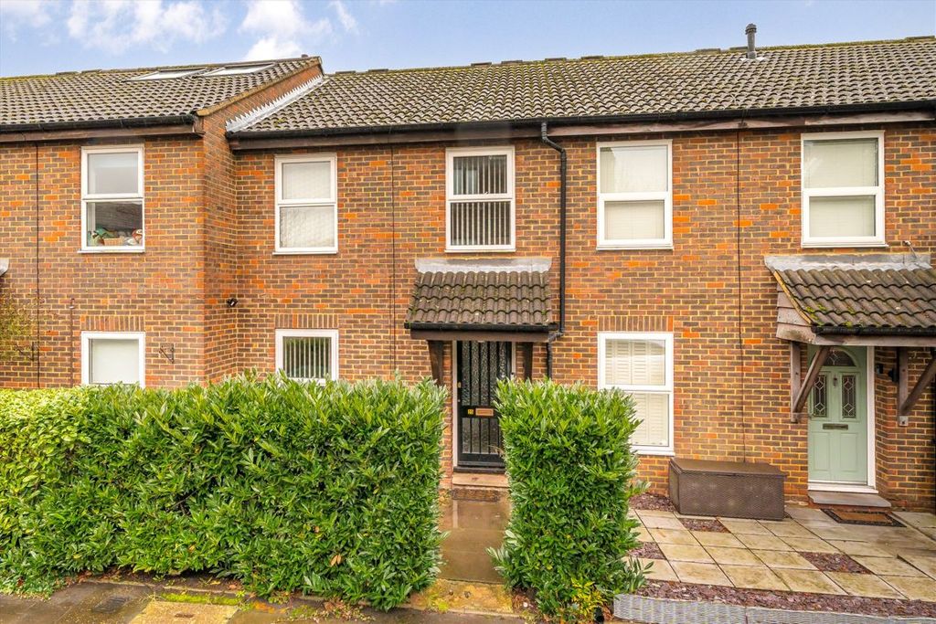 Property photo 1 of 8