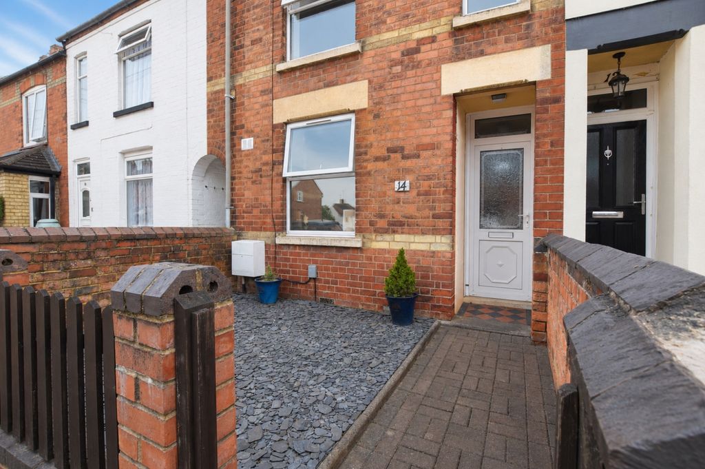 Property photo 2 of 5 Allen Road Finedon Nn9