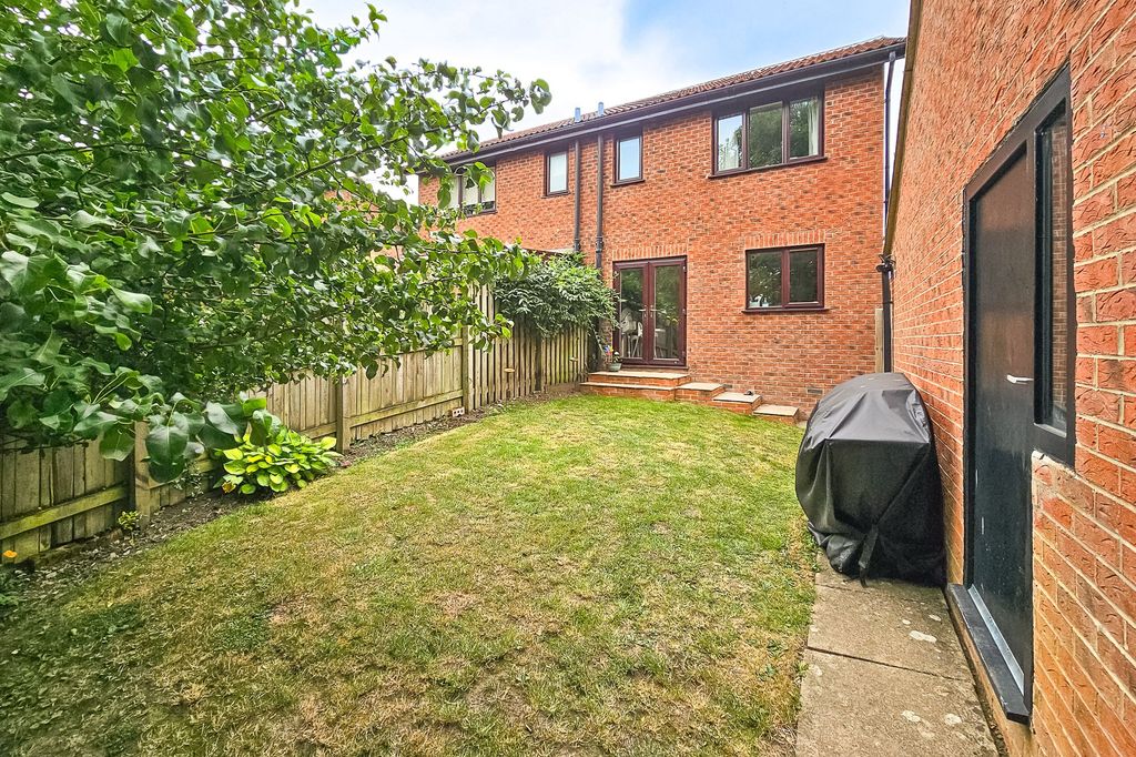 Property photo 3 of 18