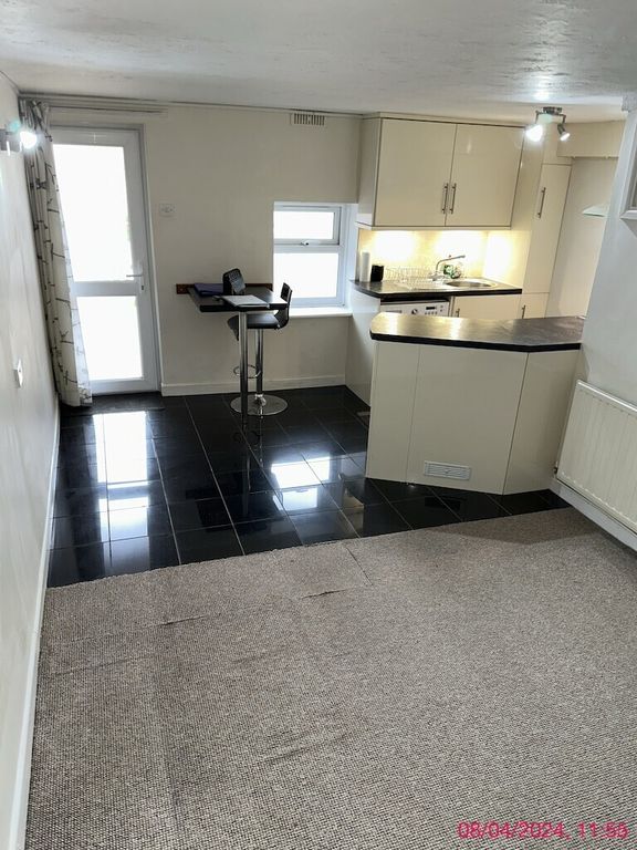 Property photo 1 of 7 Flat 2 .Jpg