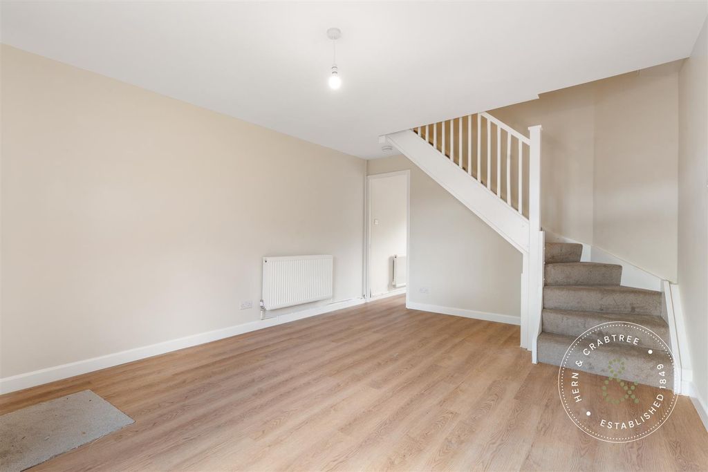 Property photo 2 of 21 Holgate-Close-17.Jpg