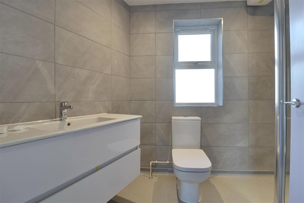 Property photo 1 of 6 603D45F7-CC57-49Aa-8Ec1-12Da53053E99_1_201_A.Jpeg