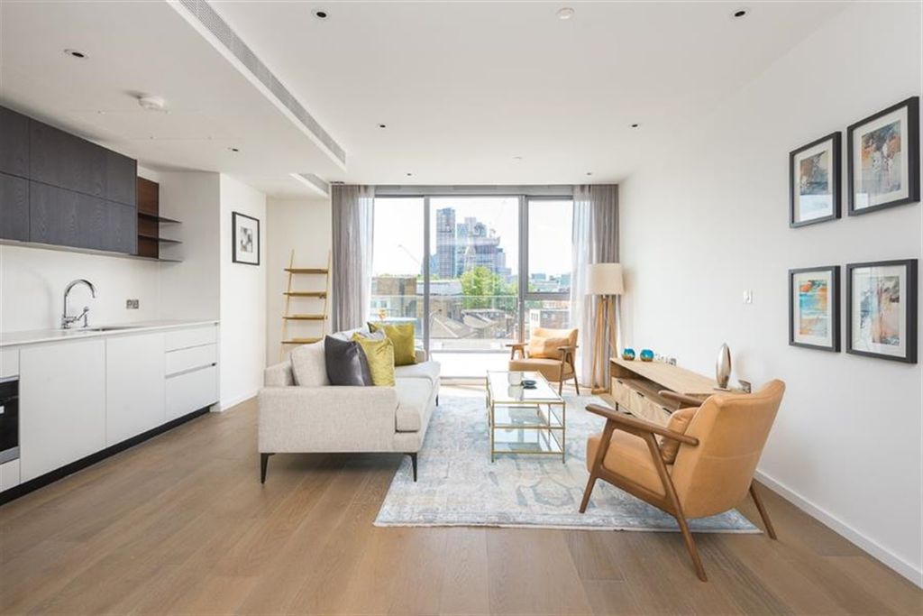 Property photo 1 of 17 (Main)