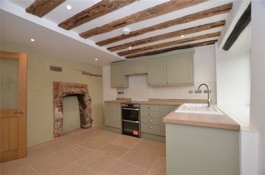 Property photo 3 of 18 Picture No. 35