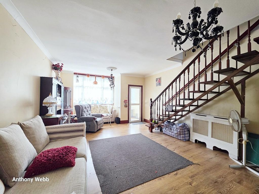 Property photo 2 of 16 Reception.Jpg