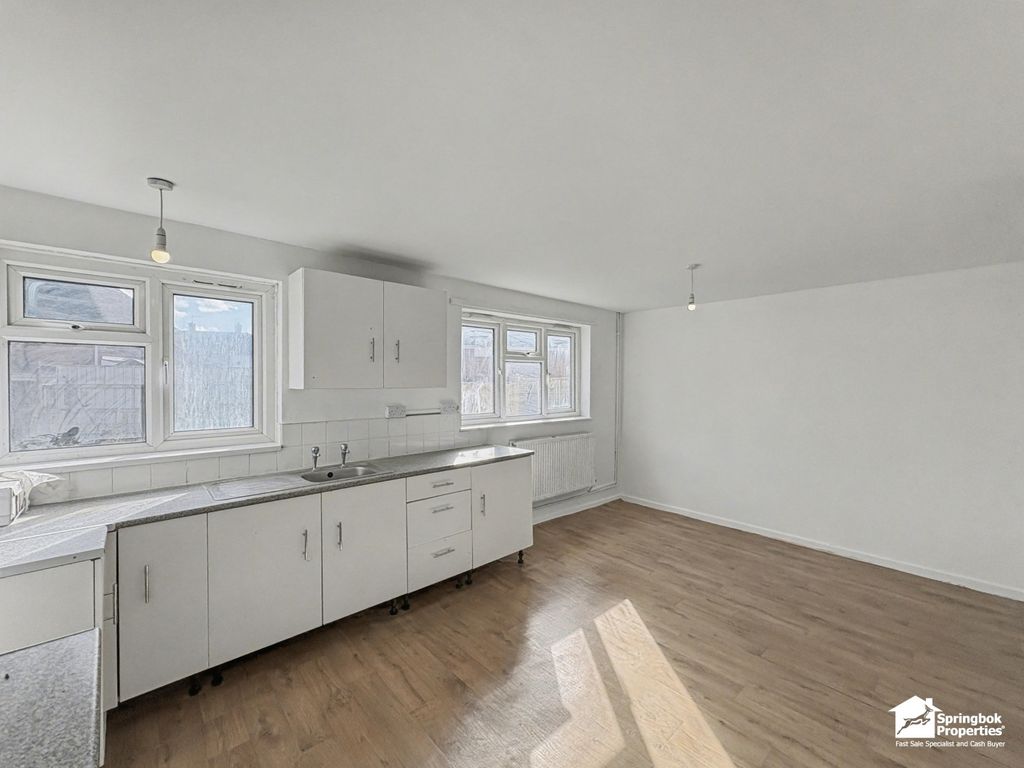 Property photo 2 of 14 Image 1