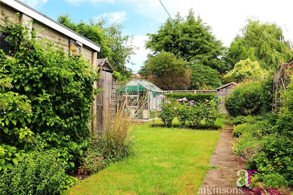 Property photo 3 of 19 Picture No. 22