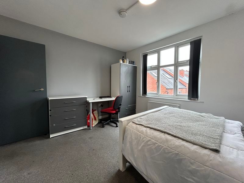 Property photo 2 of 7 Photo 2