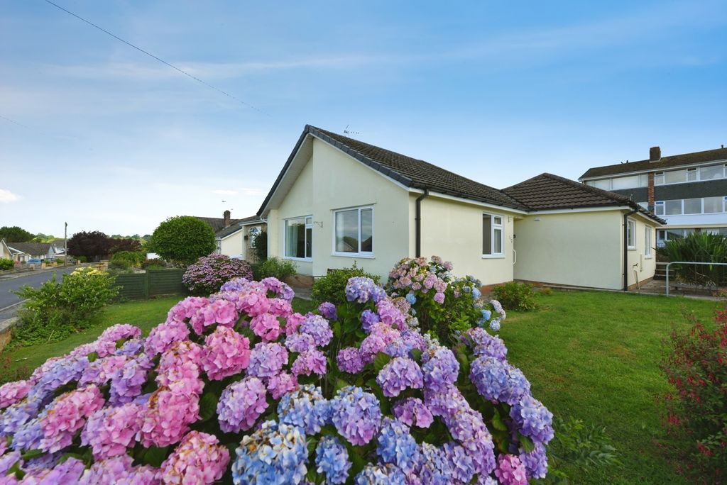 Property photo 2 of 20 Pbox-Img.Jpg