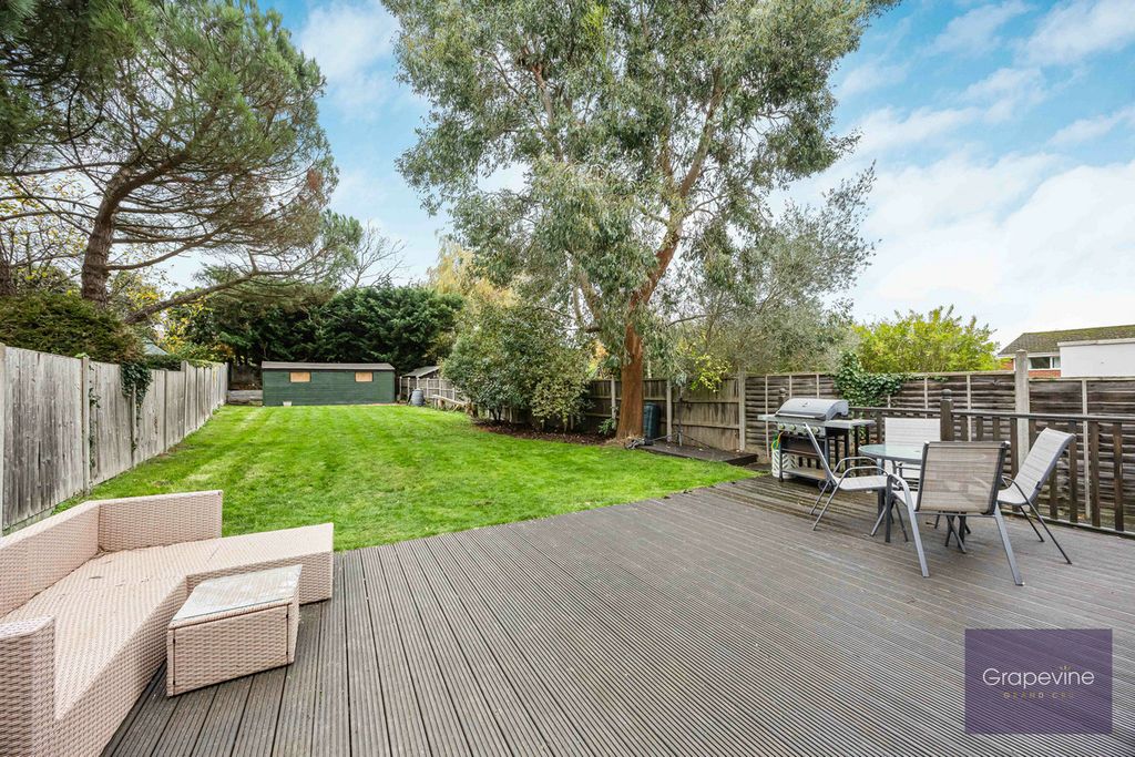 Property photo 3 of 22