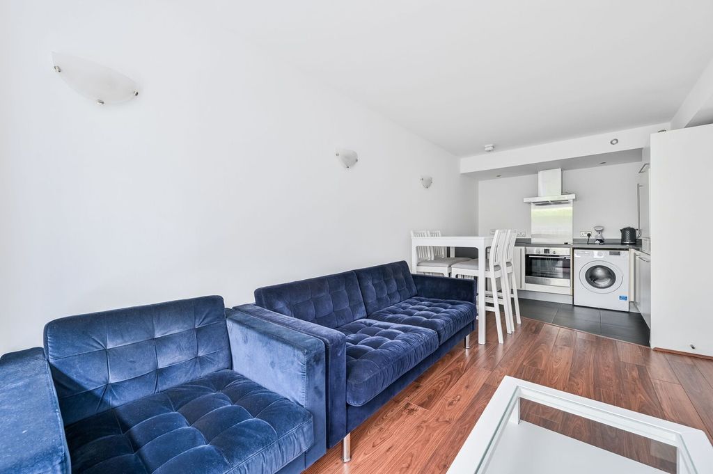 Property photo 1 of 7