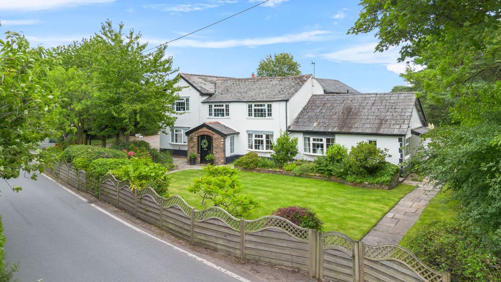 Property photo 1 of 35