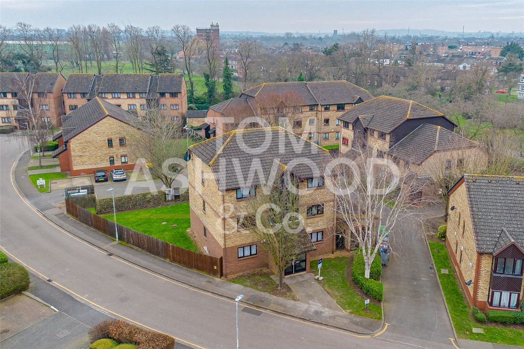 Property photo 1 of 10 Picture No. 02