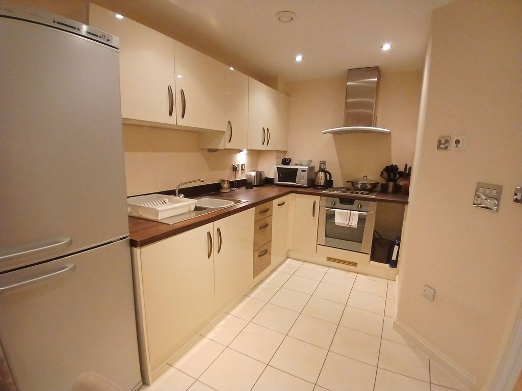 Property photo 2 of 9