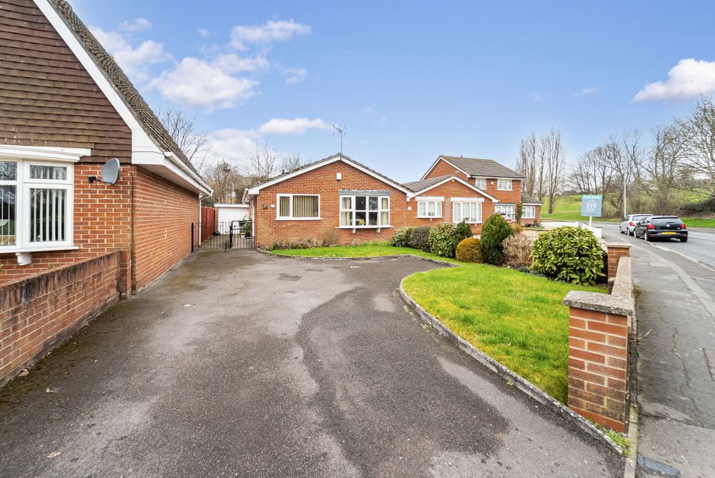 Property photo 1 of 17 2Â Bedroom Detached Bungalow For Sale
