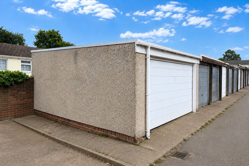 Property photo 2 of 15 Double Garage