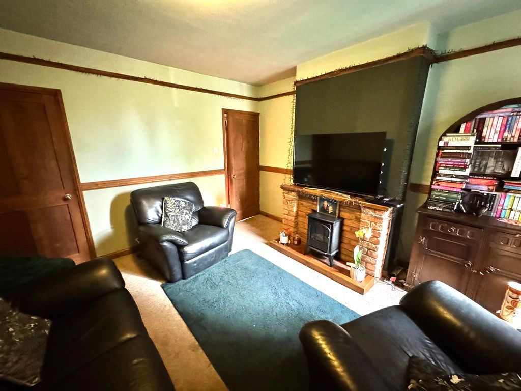 Property photo 3 of 10 Photo 1