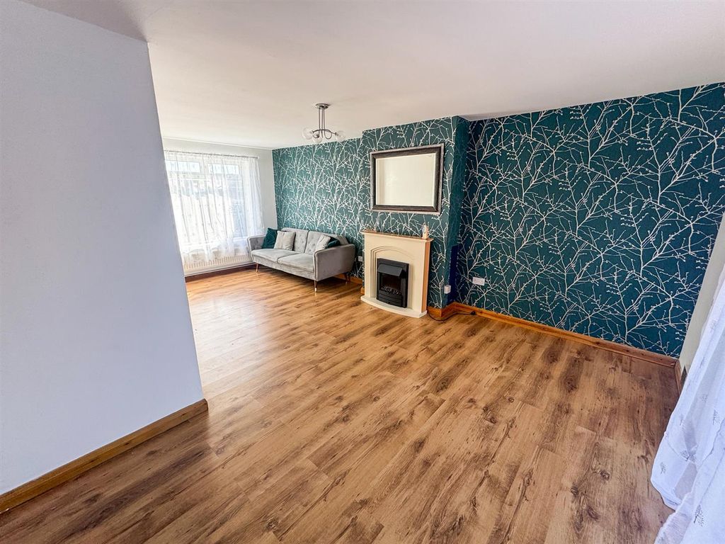 Property photo 3 of 22 Img_4856_1.Jpg