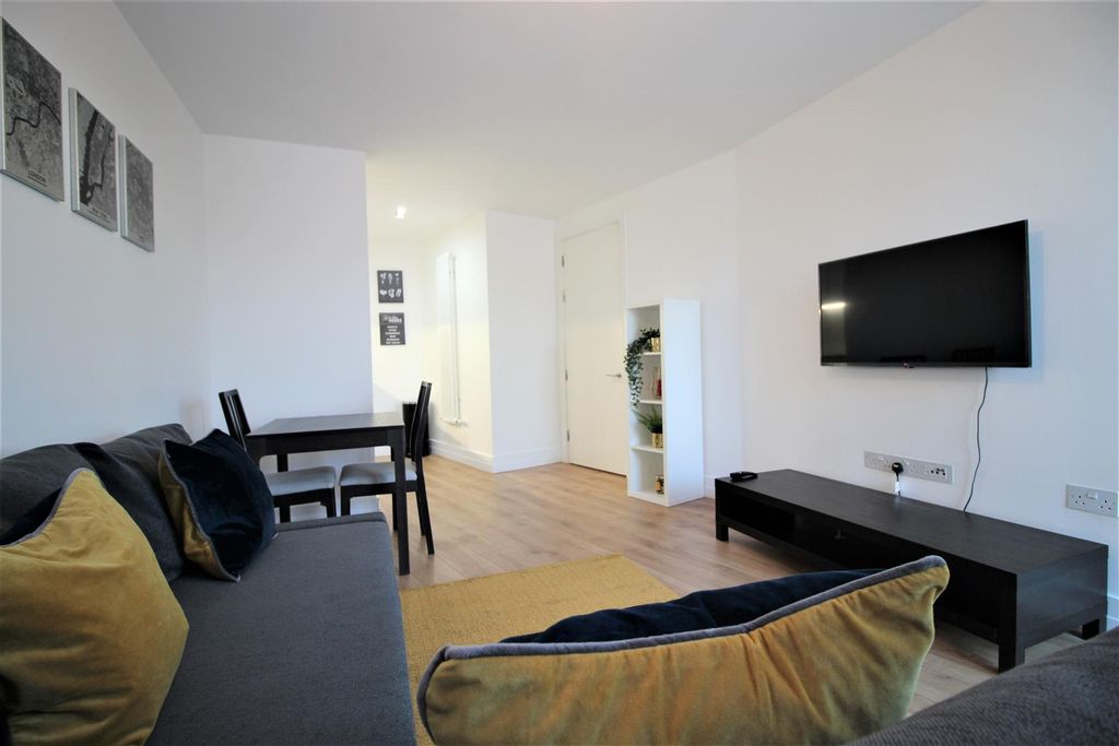 Property photo 2 of 11 Img_3126.Jpg