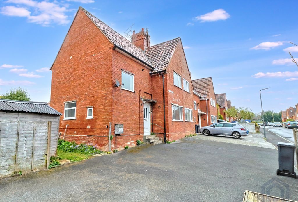 Property photo 1 of 21