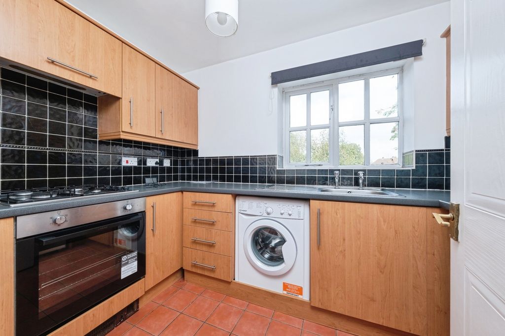 Property photo 3 of 20 Pbox-Img.Jpg