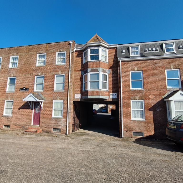 Property photo 1 of 5