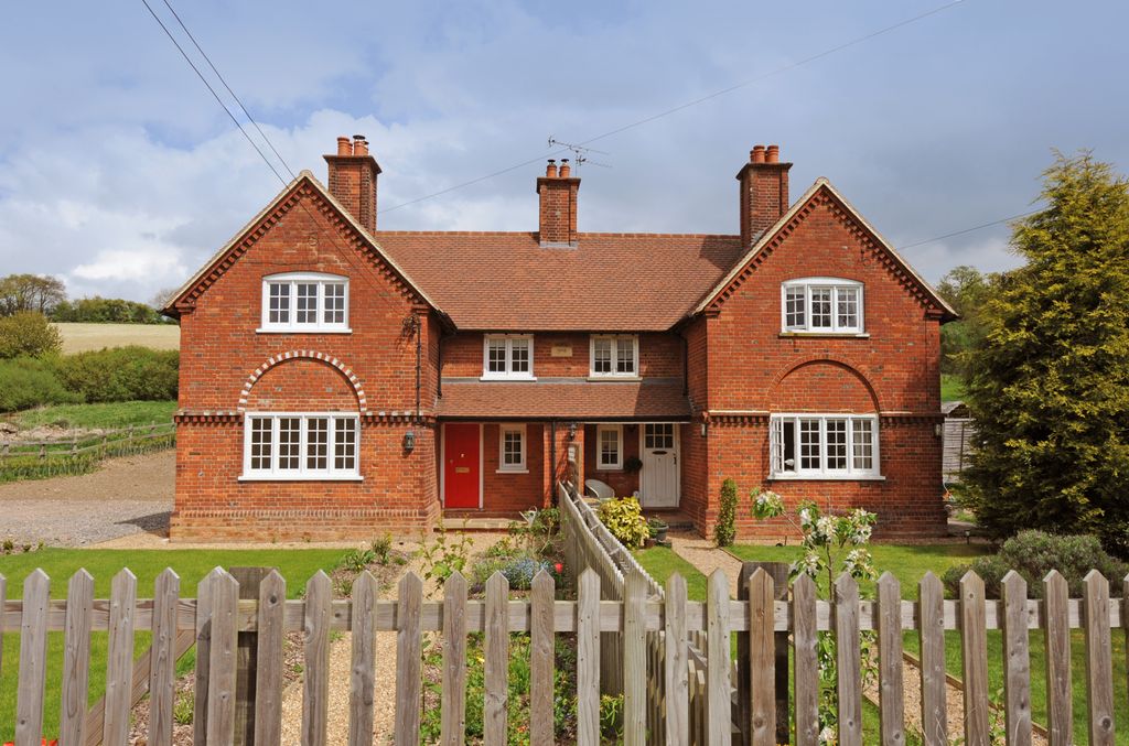 Property photo 1 of 6