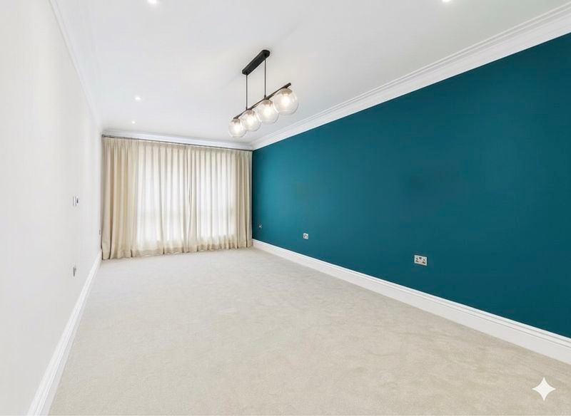 Property photo 3 of 6 Photo 4