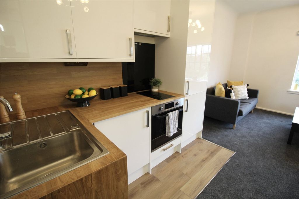 Property photo 2 of 12 Picture No. 07