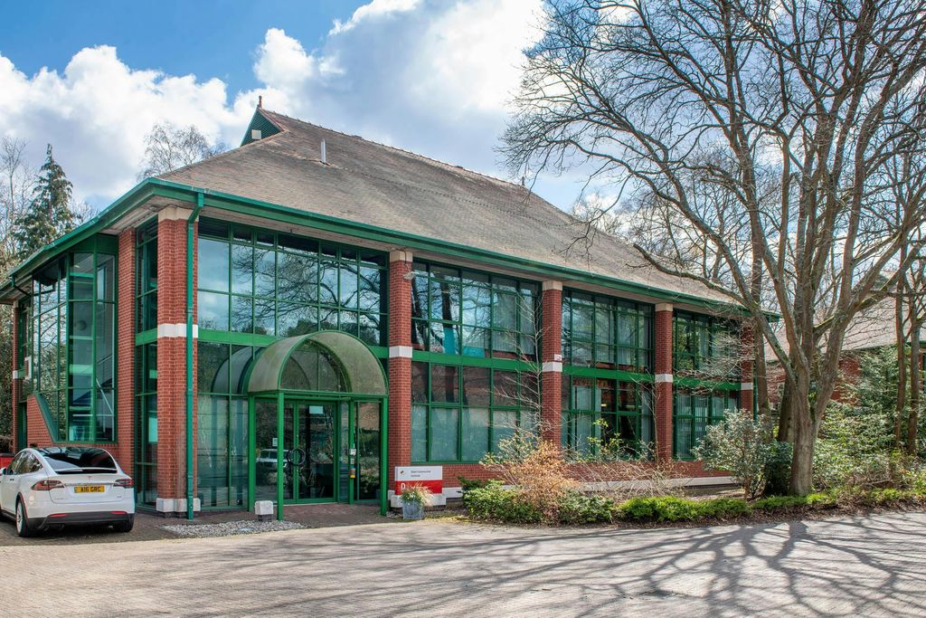 Property photo 2 of 15 Silwood Web Res_023.Jpg