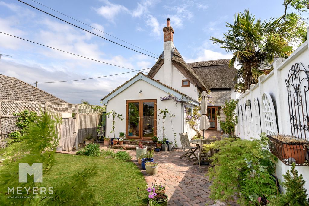Property photo 1 of 31
