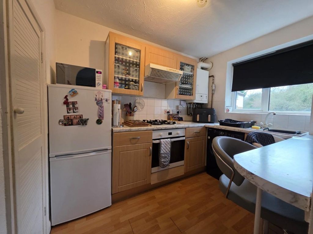 Property photo 2 of 7 4.Jpg