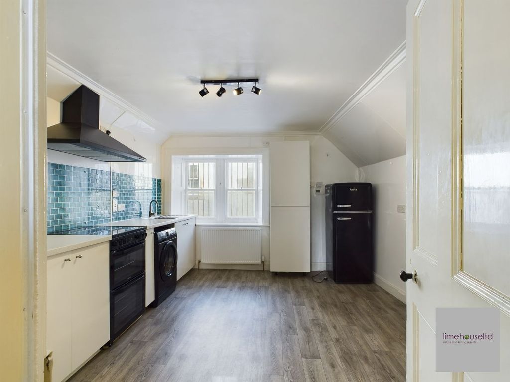 Additional image 4 of 2 bed flat to rentHigh Street, Biggar ML12