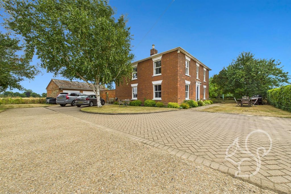 Property photo 1 of 30