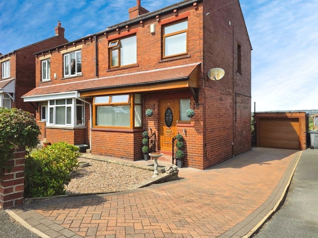 Property photo 2 of 34 Picture No. 37