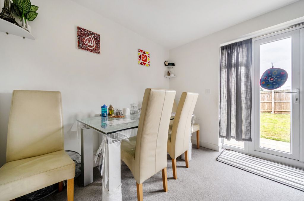 Property photo 3 of 21 1437279-17-69Cb9B...