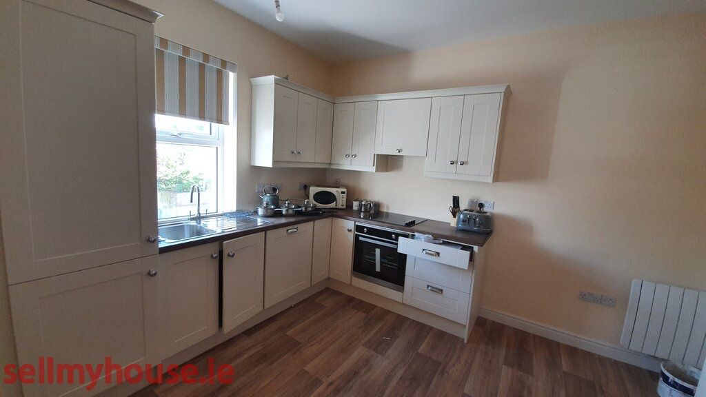 Property photo 3 of 5
