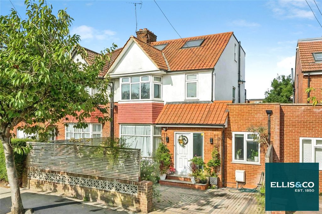 Property photo 2 of 10 Picture No. 05