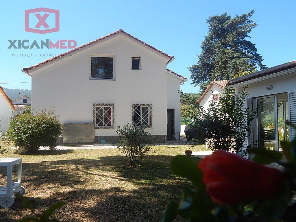 Property photo 3 of 42