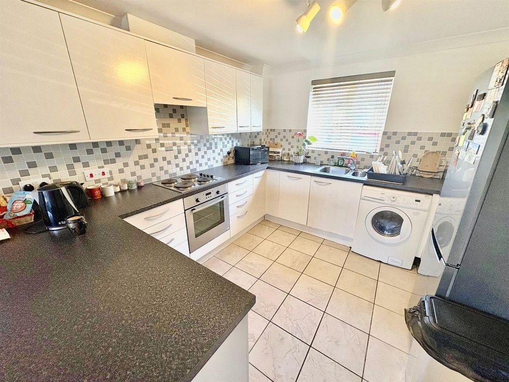 Property photo 3 of 9 Img_4139.Jpeg