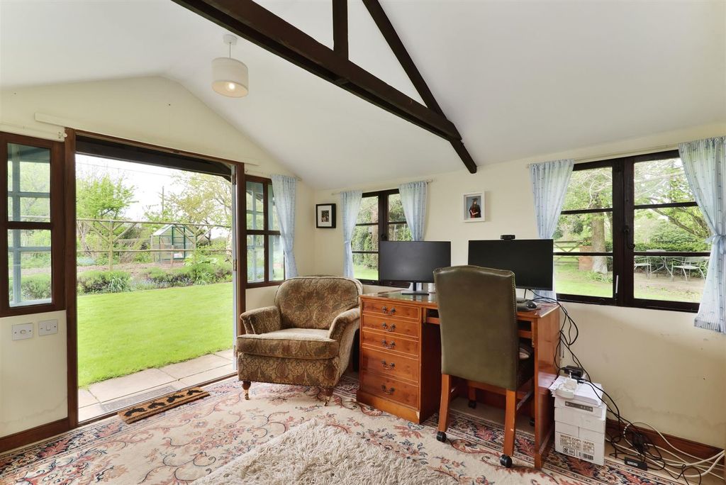 Property photo 3 of 26